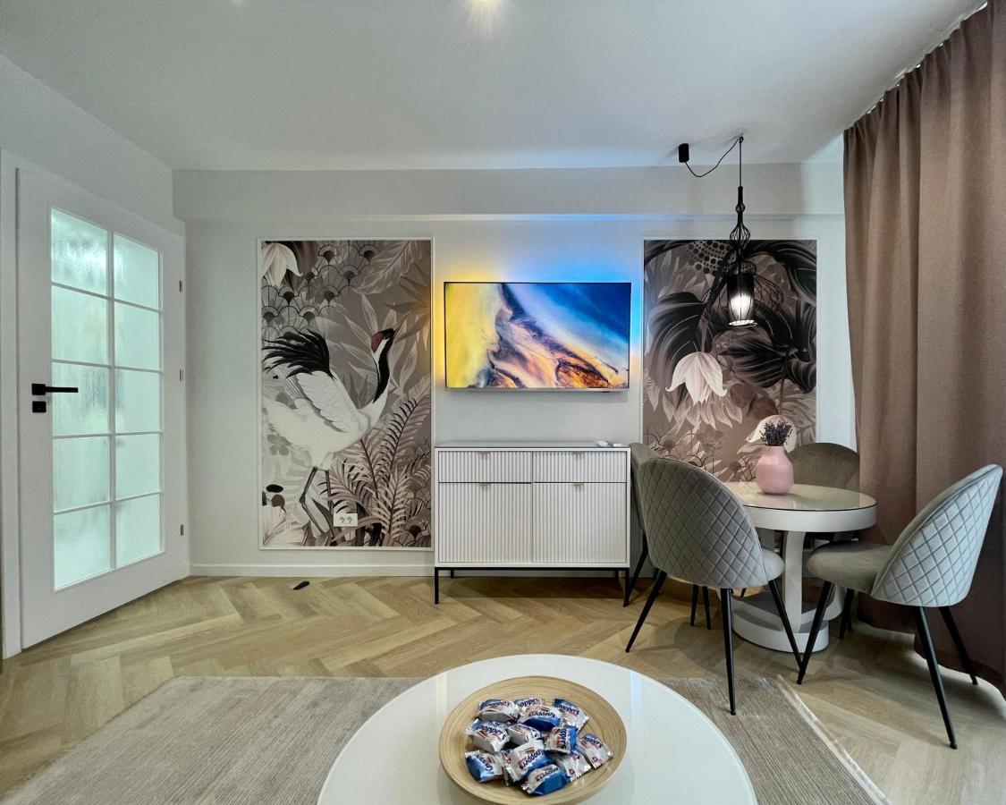 Jeny Boutique Apartment Тыргу-Муреш Экстерьер фото